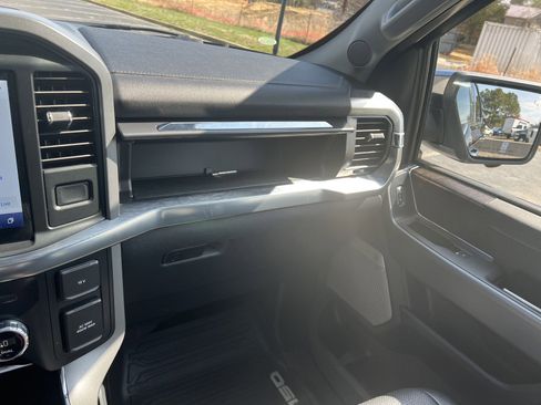 Used 2021 Ford F150 Lariat image 25