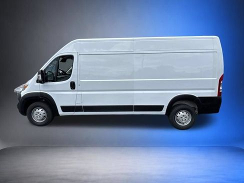 Used 2023 RAM ProMaster 2500 FWD image 3