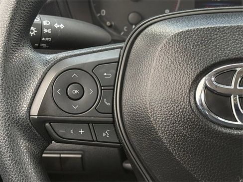 Used 2025 Toyota Corolla LE image 13