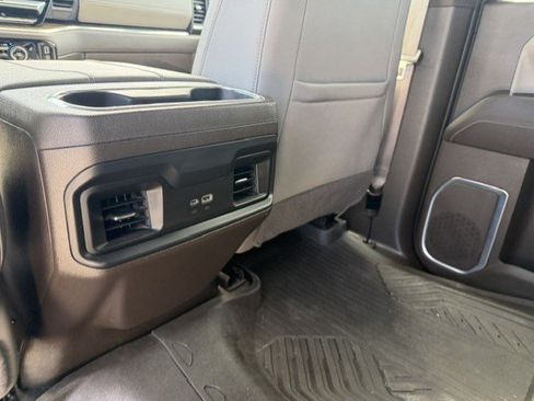 Used 2024 Chevrolet Silverado 1500 LT Trail Boss w/ Convenience Package II AWD/4WD image 30