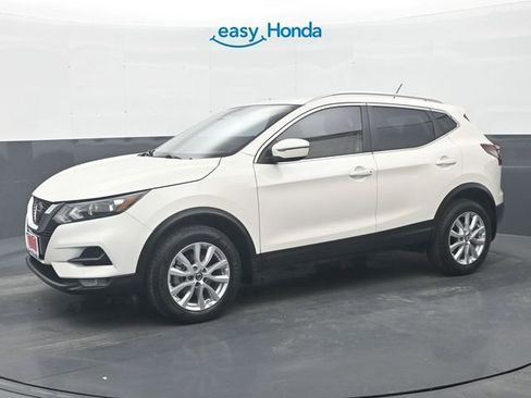 Used 2022 Nissan Rogue Sport SV image 4