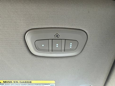 Used 2021 RAM 1500 Laramie AWD/4WD image 46