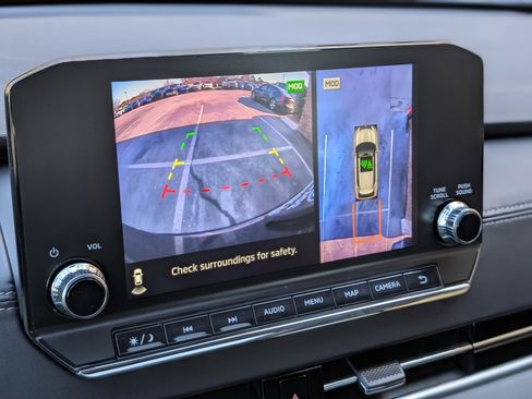 Used 2023 Mitsubishi Outlander SE image 30