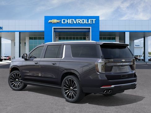 New 2026 Chevrolet Suburban High Country AWD/4WD image 3