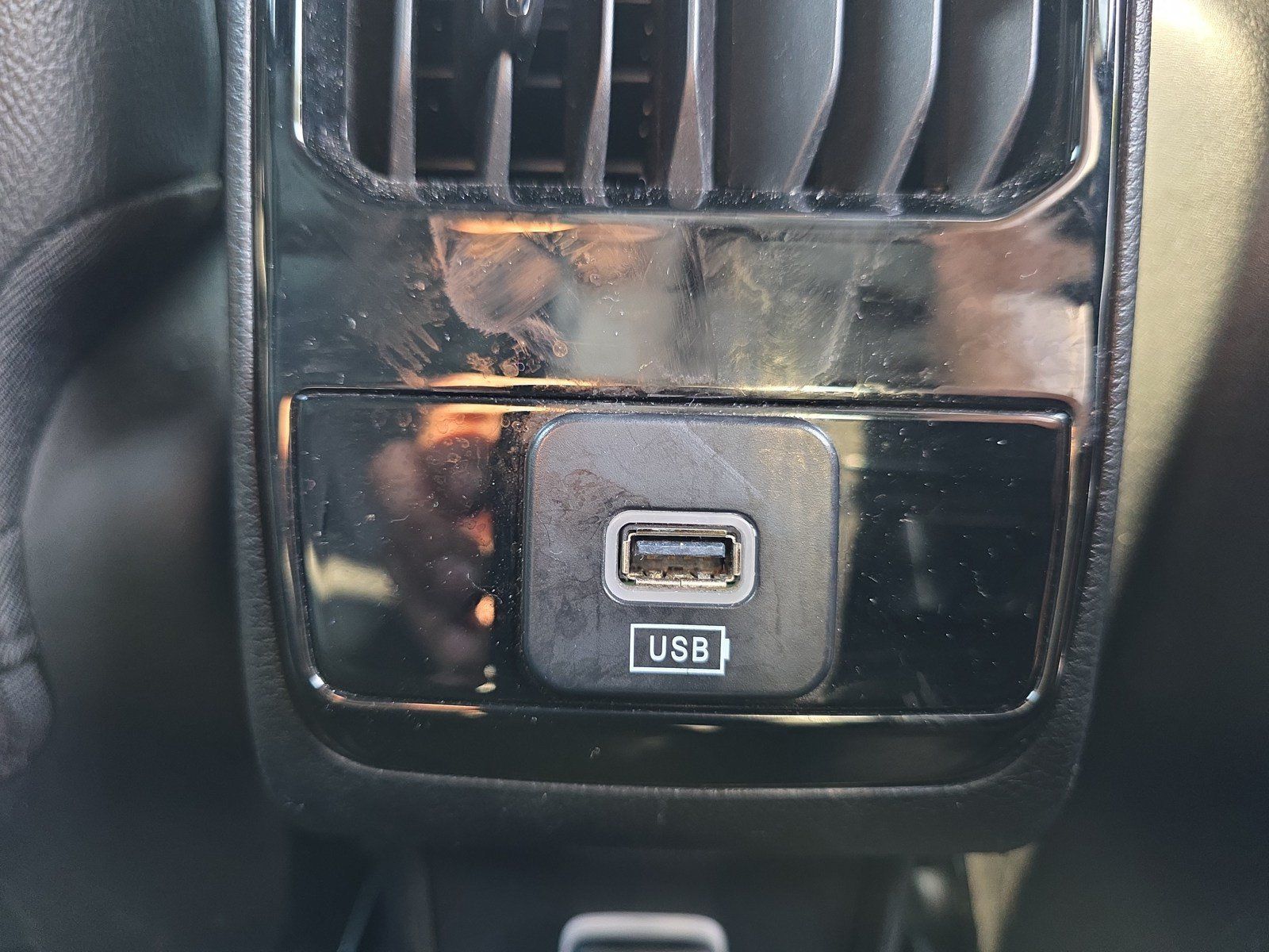 Used 2024 Jeep Compass Latitude AWD/4WD image 20