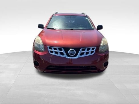 Used 2015 Nissan Rogue S w/ Convenience Package AWD/4WD image 2