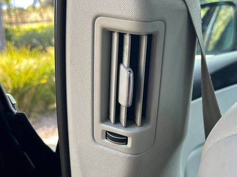 Certified 2023 Volvo XC60 B5 Plus w/ Protection Package Premier image 14