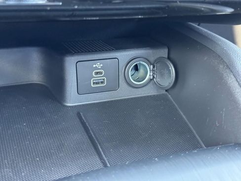 New 2025 Ford Escape SE w/ Class II Trailer Tow Package image 16