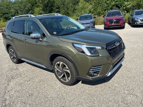 Certified 2023 Subaru Forester Touring AWD/4WD image 11