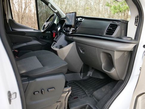 Used 2023 Ford Transit 350 XLT image 27
