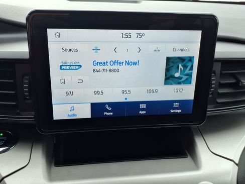 Used 2021 Ford Explorer XLT w/ Class III Trailer Tow Package AWD/4WD image 23
