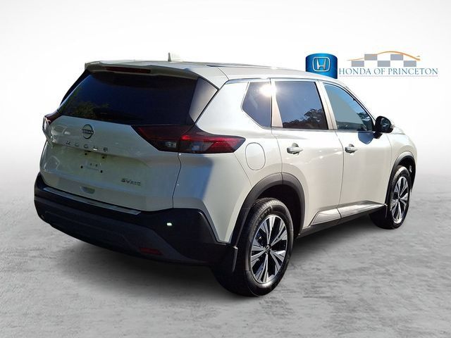 Used 2023 Nissan Rogue SV AWD/4WD image 6