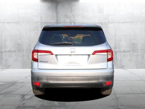 Used 2019 Honda Pilot LX image 6