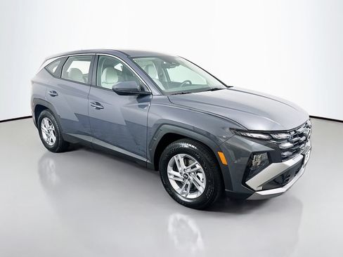 New 2026 Hyundai Tucson SE FWD image 3