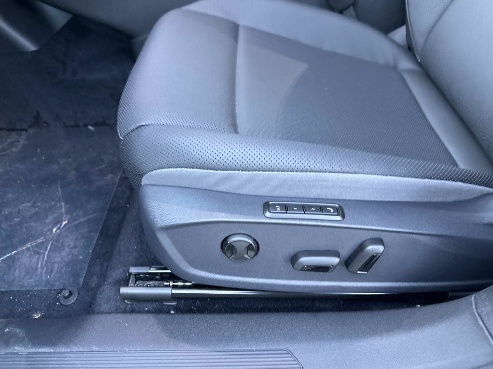 Certified 2026 Volkswagen ID.4 Pro S RWD image 15