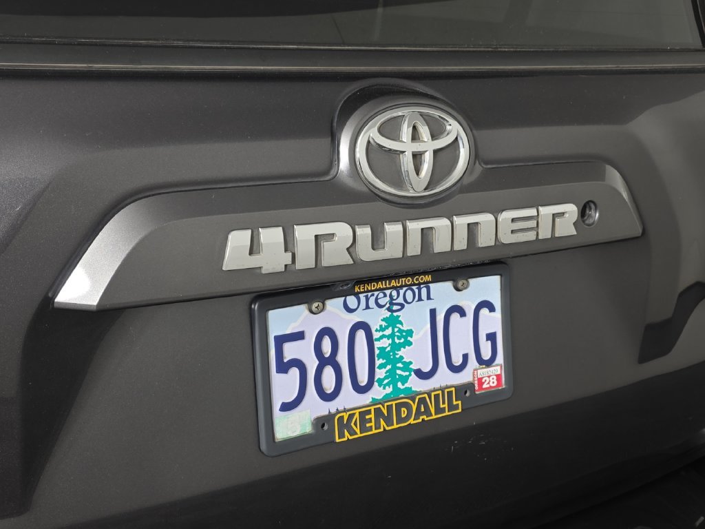 Used 2019 Toyota 4Runner SR5 Premium AWD/4WD image 11