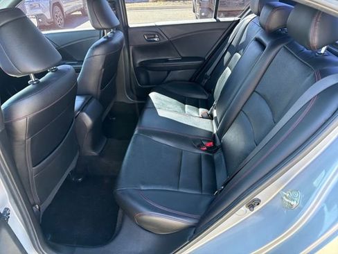 Used 2017 Honda Accord Sport Special Edition image 15