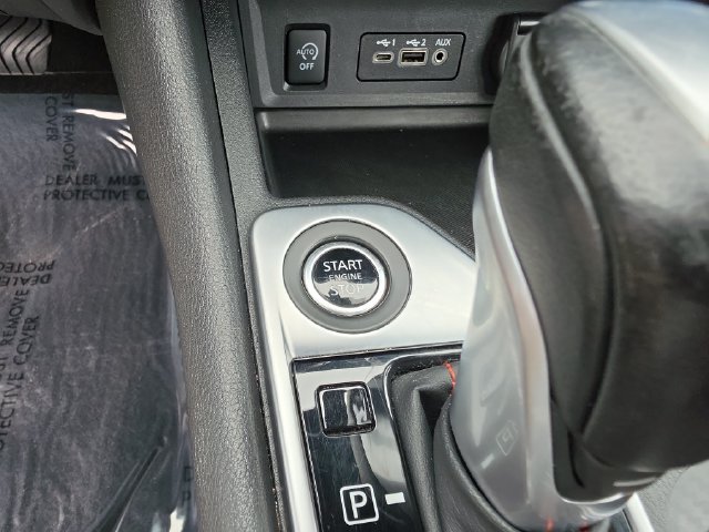 Used 2025 Nissan Sentra SR FWD image 25