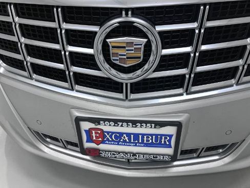 Used 2013 Cadillac XTS Premium image 30