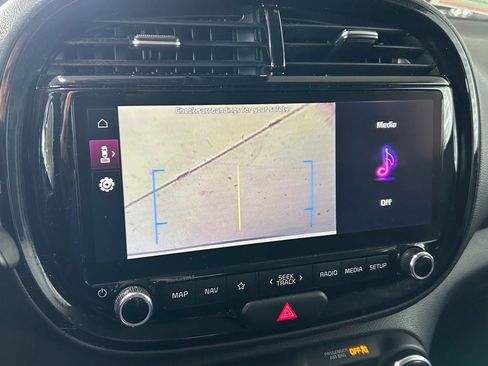 Used 2023 Kia Soul S image 19