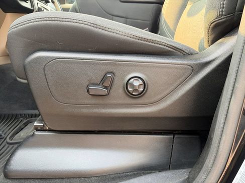 Used 2020 RAM 1500 Big Horn AWD/4WD image 23