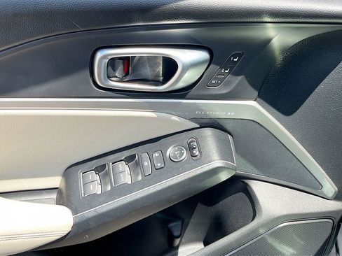 Used 2025 Acura Integra A-Spec FWD image 17