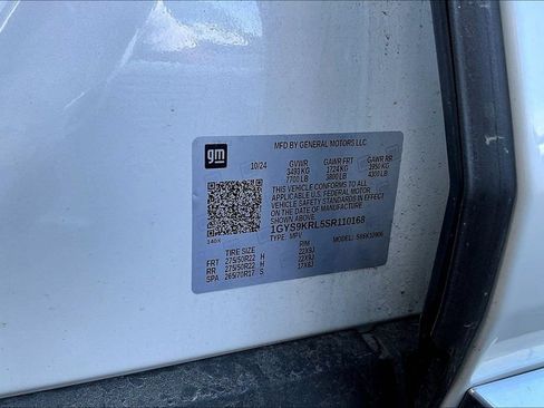 Certified 2025 Cadillac Escalade ESV Premium Luxury AWD/4WD image 19