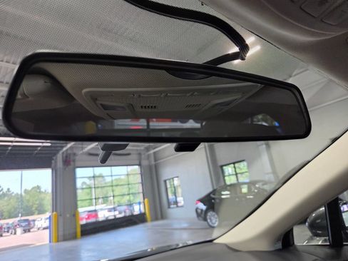 Used 2015 Ford Fusion SE FWD image 37