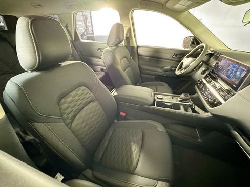 New 2026 Nissan Pathfinder SV AWD/4WD image 25