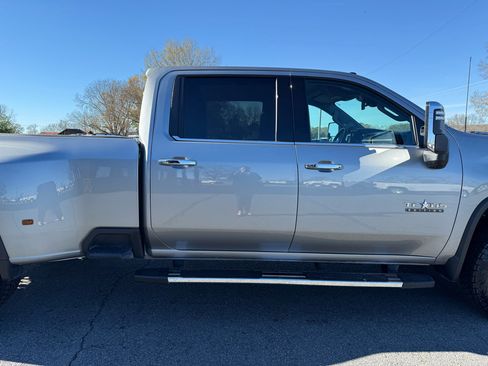 Used 2025 Chevrolet Silverado 3500 LTZ w/ LTZ Texas Edition image 52
