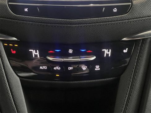 Used 2025 Cadillac XT5 Premium Luxury image 27