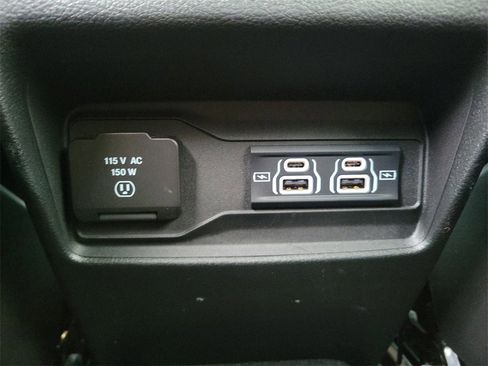 Used 2024 Jeep Grand Cherokee L Altitude image 28