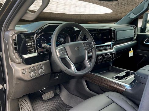 New 2026 Chevrolet Silverado 2500 LT w/ Trail Boss Package image 7