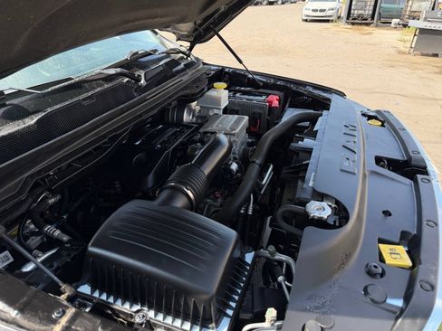 Used 2022 RAM 1500 Laramie AWD/4WD image 37