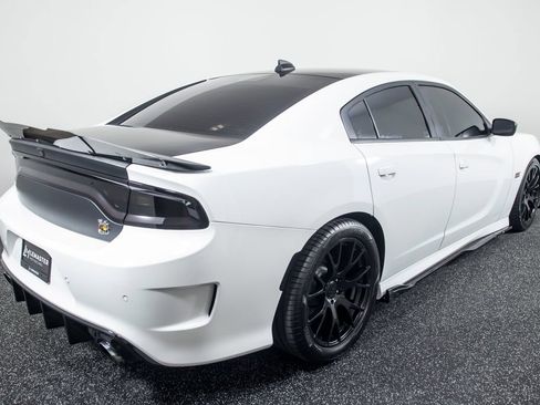 Used 2023 Dodge Charger Scat Pack w/ Plus Group RWD image 23