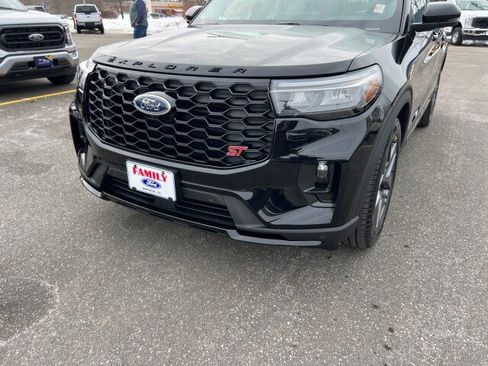 New 2026 Ford Explorer ST image 41