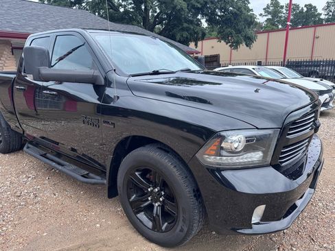 Used 2017 RAM 1500 Sport RWD image 10