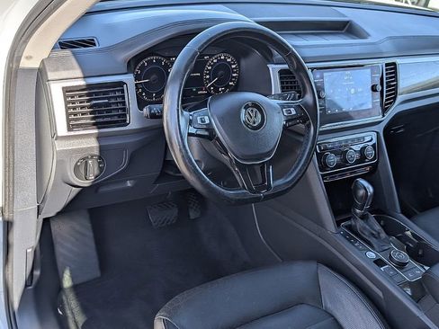Used 2018 Volkswagen Atlas SEL Premium image 25
