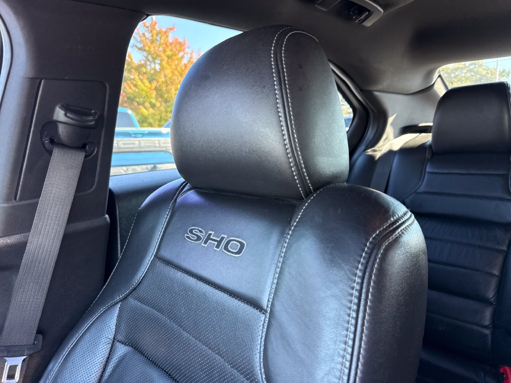Used 2016 Ford Taurus SHO w/ Equipment Group 401A AWD/4WD image 38