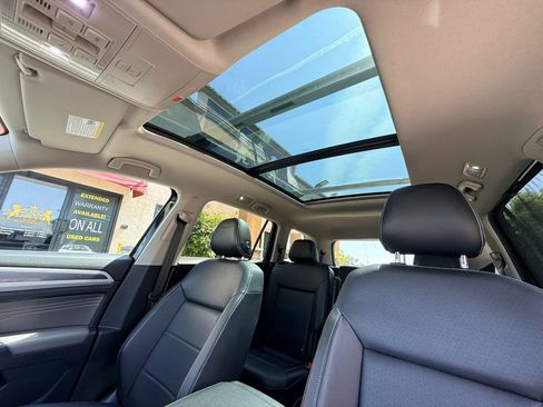 Used 2021 Volkswagen Atlas SE w/ Panoramic Sunroof Package image 33