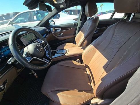 Used 2023 Mercedes-Benz E 350 4MATIC Sedan image 6