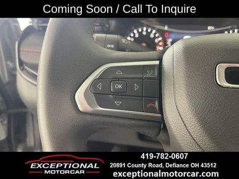 Used 2025 Jeep Compass Trailhawk AWD/4WD image 39