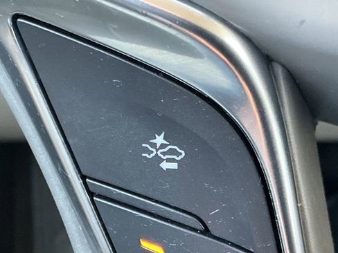 Used 2019 Cadillac XT5 Luxury image 45