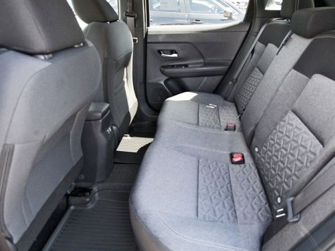 New 2026 Nissan Kicks SV w/ Charging Package FWD image 7