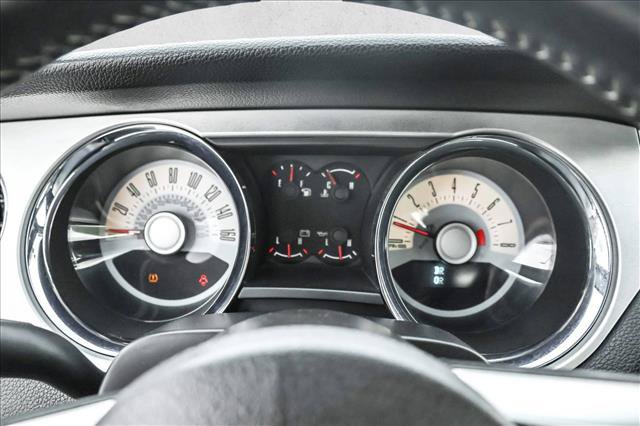 Used 2011 Ford Mustang GT Premium w/ Comfort Pkg RWD image 14