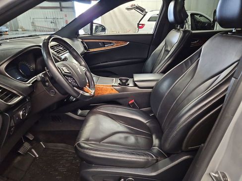 Used 2016 Lincoln MKX Reserve w/ Equipment Group 102A AWD/4WD image 14