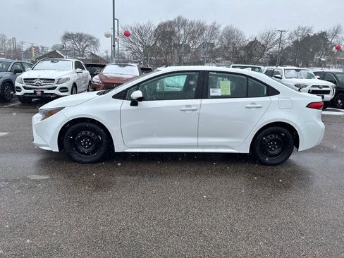 New 2026 Toyota Corolla LE image 4