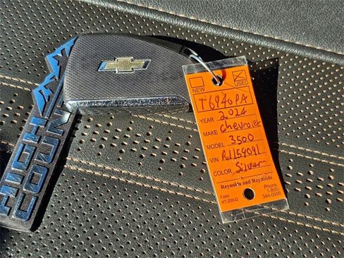 Used 2024 Chevrolet Silverado 3500 High Country w/ High Country Premium Package image 33