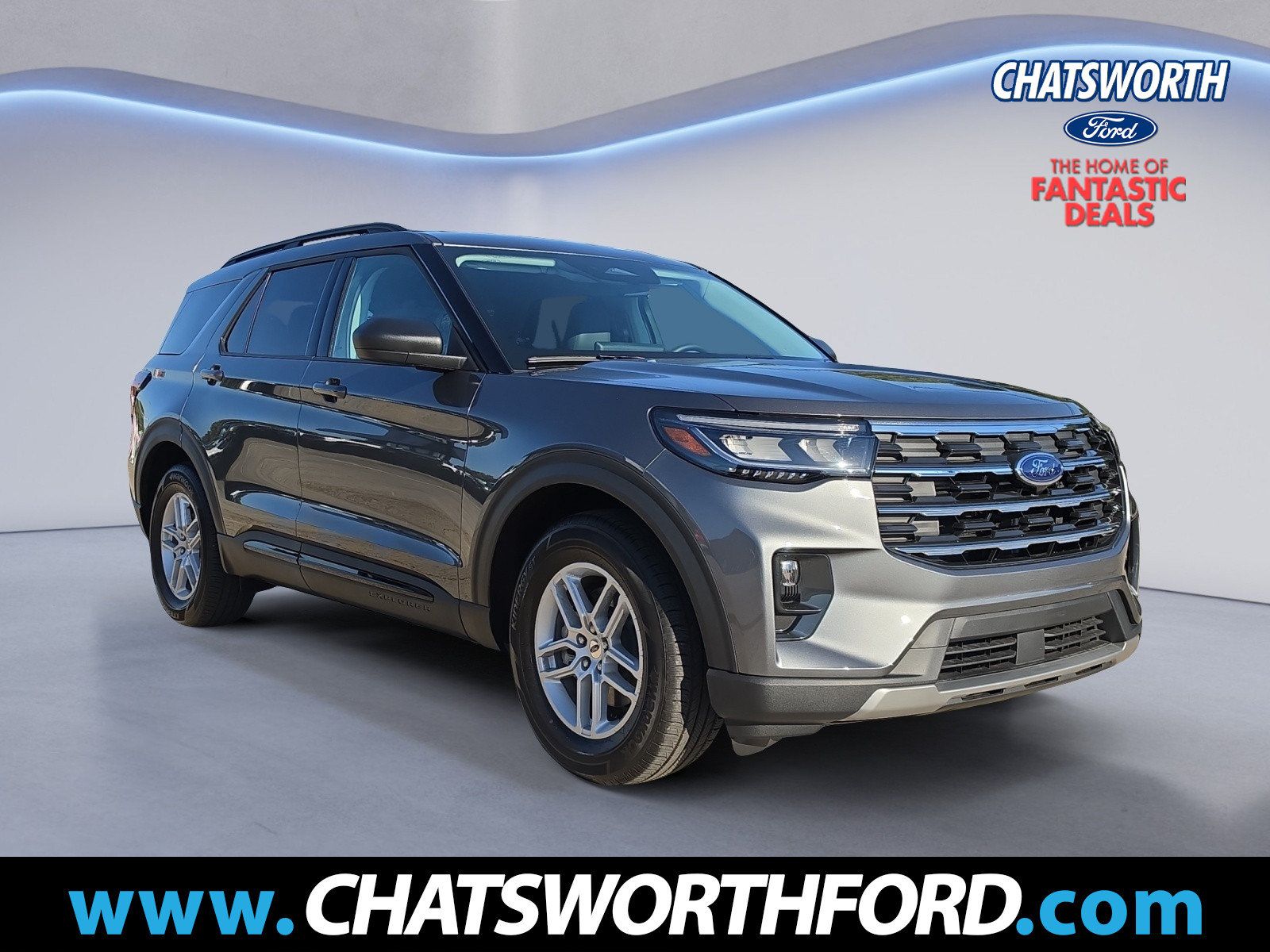 Used 2026 Ford Explorer Active w/ Active Comfort Package RWD image 1