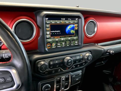 Used 2021 Jeep Gladiator Rubicon AWD/4WD image 6